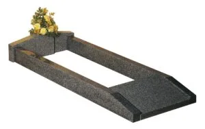 wg112 cemetery kerb set memorial