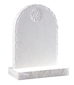 wg182 churchyard memorial